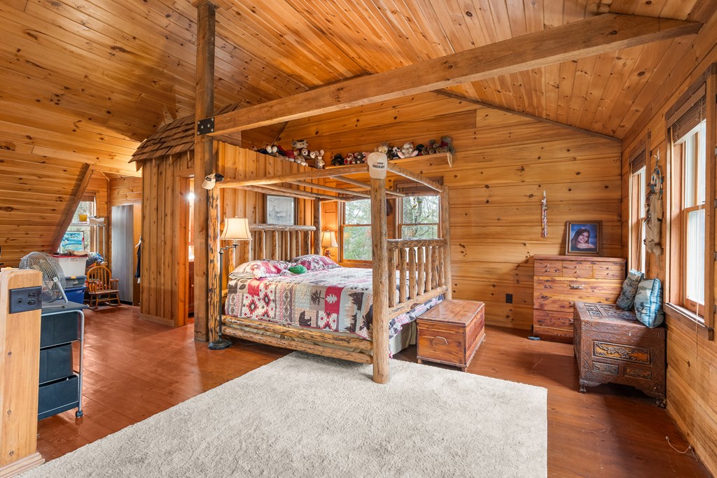 336 Old Skeenah Gap Rd, Suches, GA, 30572, USA, 2 Bedrooms Bedrooms, ,4 BathroomsBathrooms,Residential,Active,336 Old Skeenah Gap Rd,420480
