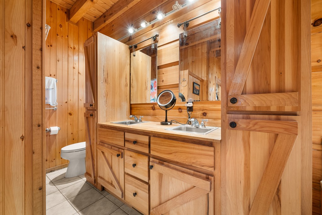 336 Old Skeenah Gap Rd, Suches, GA, 30572, USA, 2 Bedrooms Bedrooms, ,4 BathroomsBathrooms,Residential,Active,336 Old Skeenah Gap Rd,420480