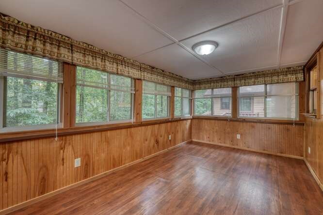 230 Tanglewood Circle