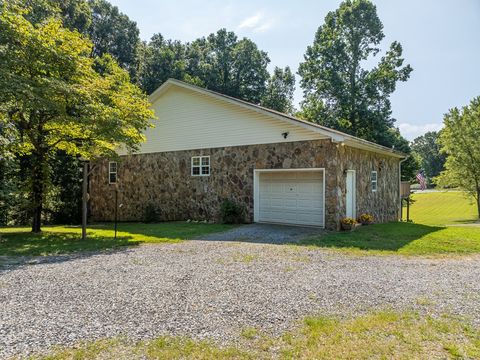 A home in Ellijay