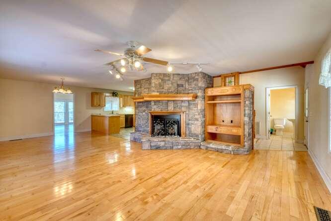 2105 Gordon Drive