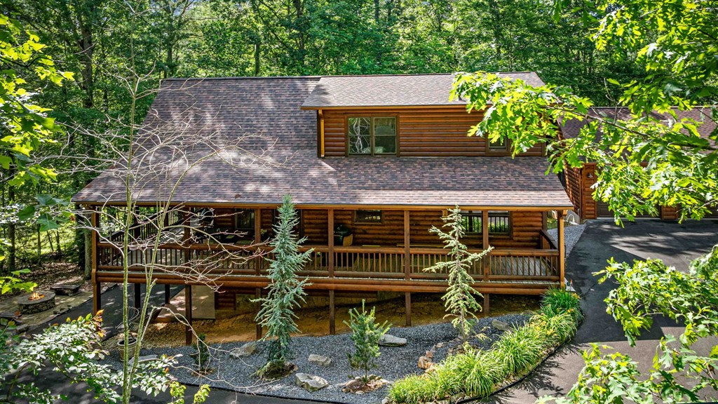 886 Spruce Circle