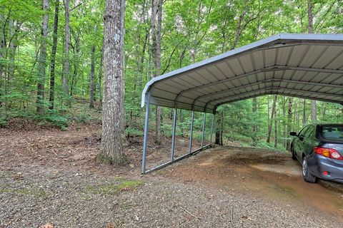 A home in Blairsville