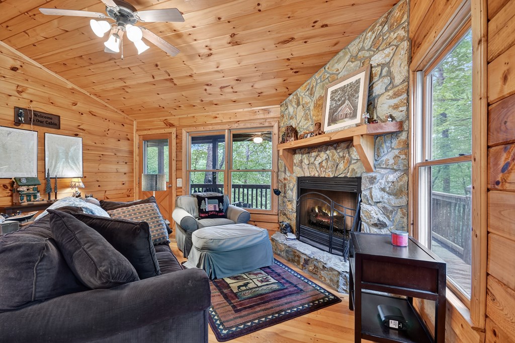 156 Dupont Drive