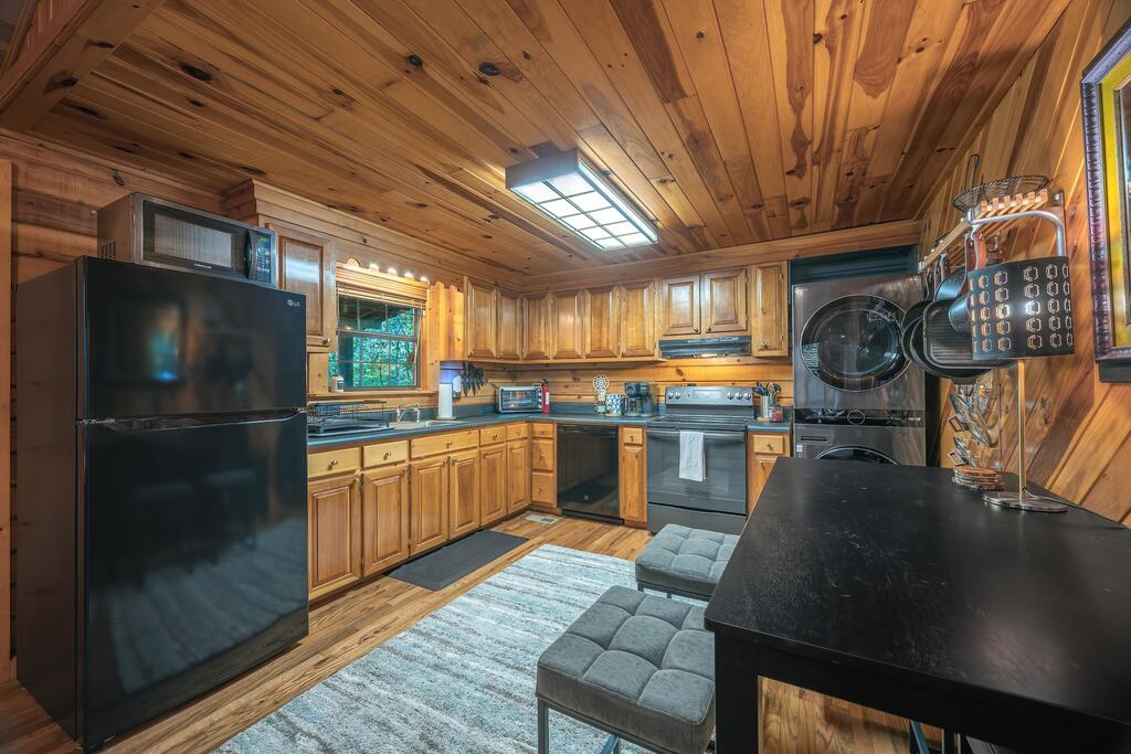 157 Sunrise Lane
