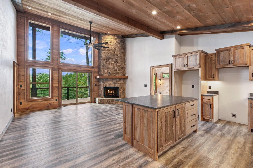135 Morgan Trail