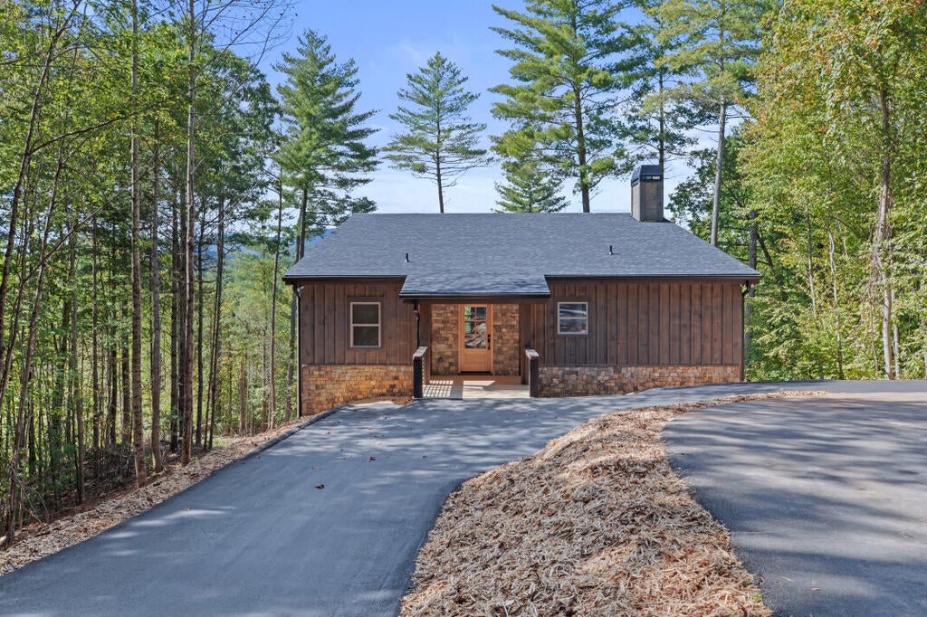 135 Morgan Trail