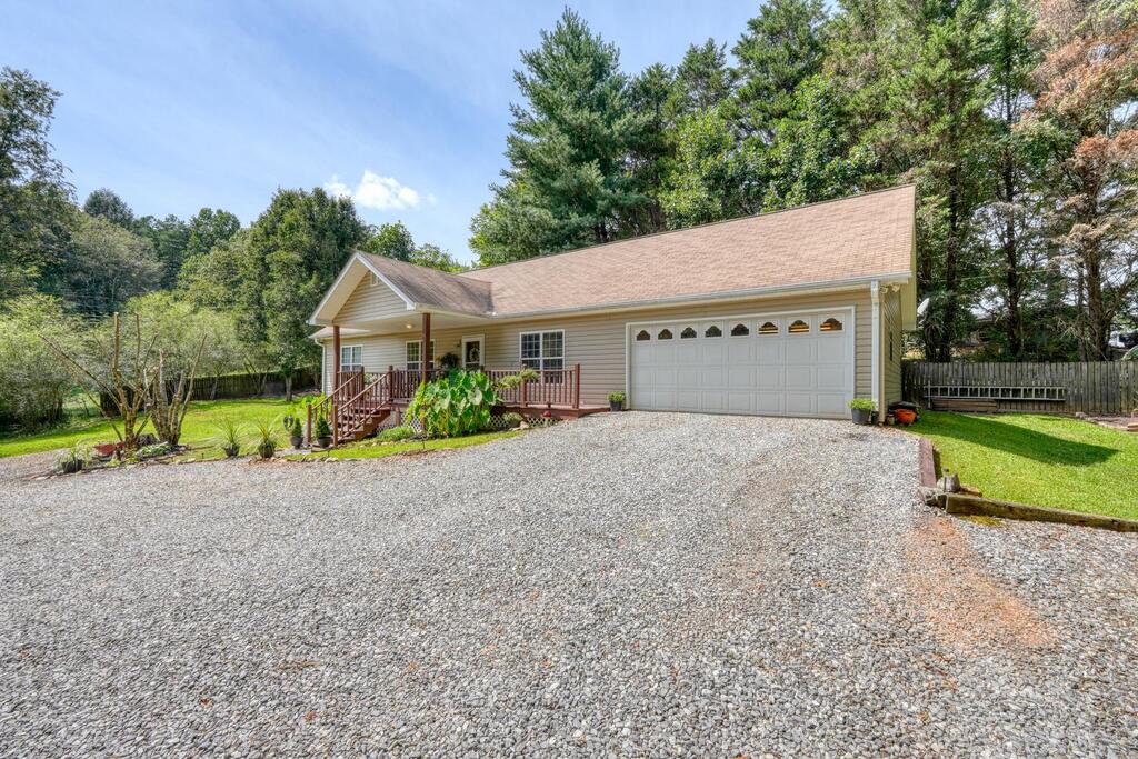 862 Fairview Church Road
