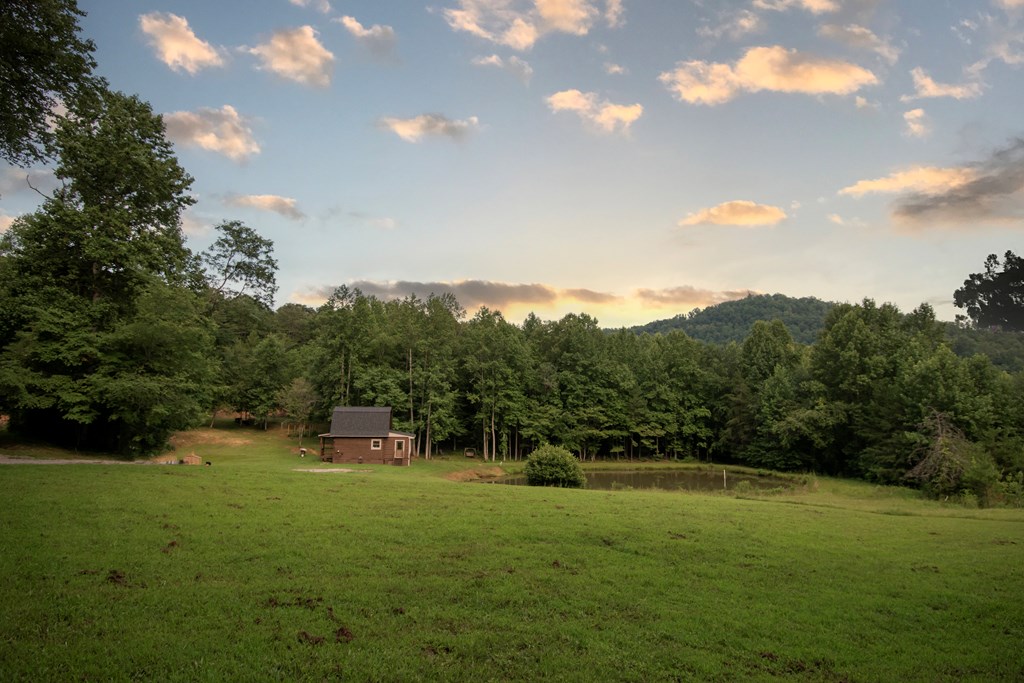 24 Wildwood Trail