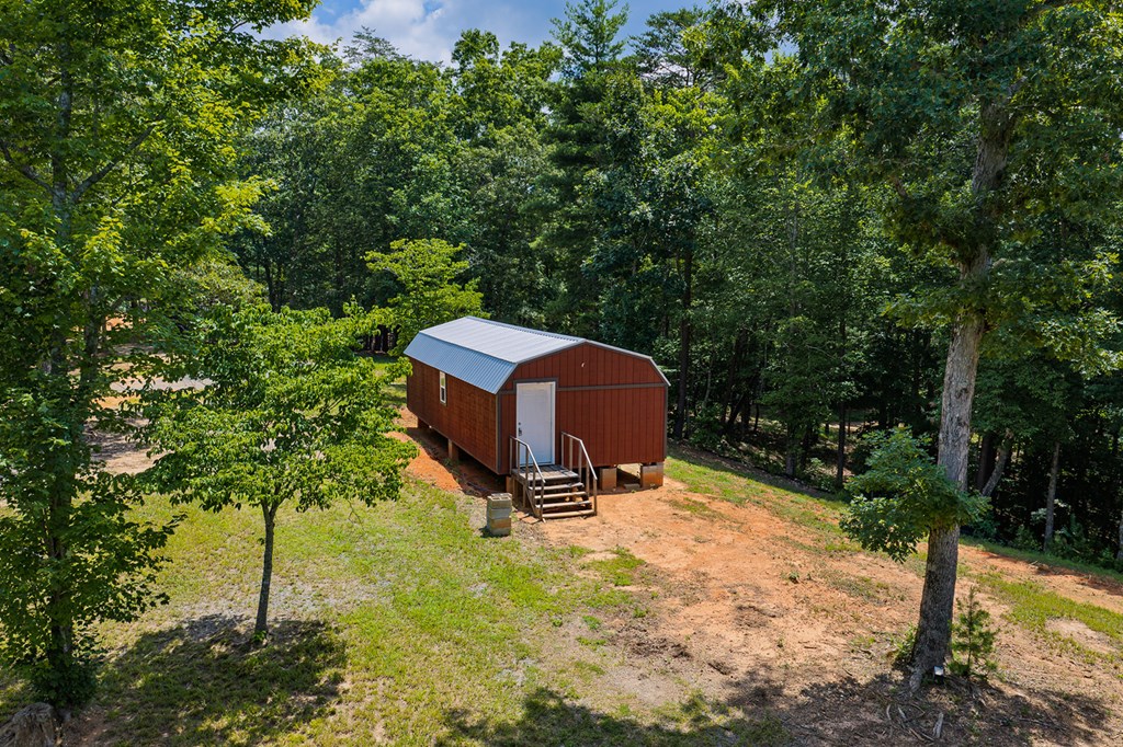 330 Kings Way