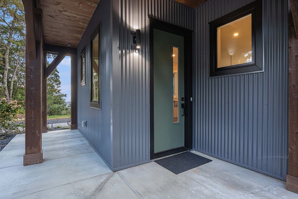 994 Winding View Trail