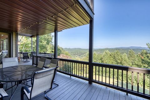 A home in Hayesville