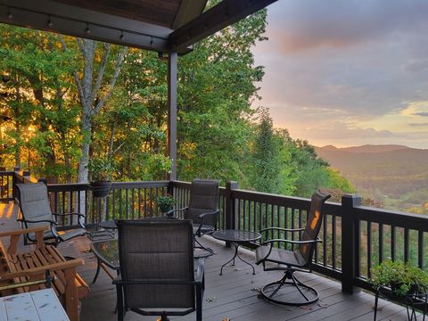 A home in Hayesville