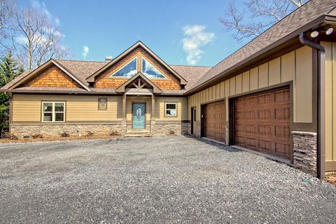 A home in Hayesville