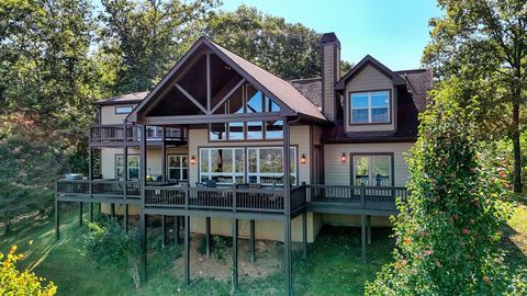 A home in Hayesville