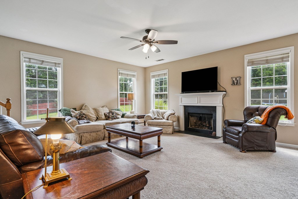 119 Hollytrace Lane