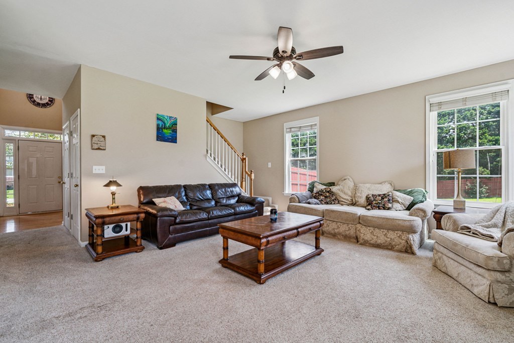 119 Hollytrace Lane