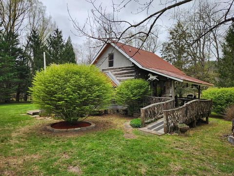 1064 Muskrat Creek Road Hayesville NC 28904
