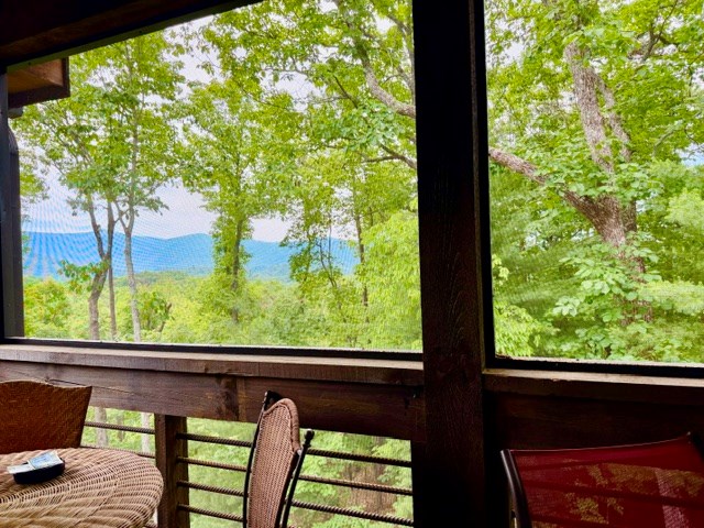 Some views stop you in your tracks.. and this is one of them! Tucked i – image 96