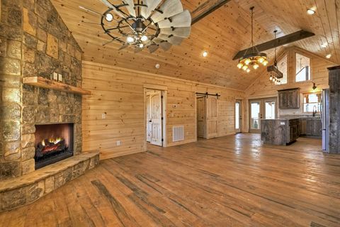 A home in Ellijay