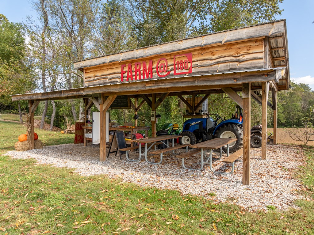 25 Morning Glory Lane