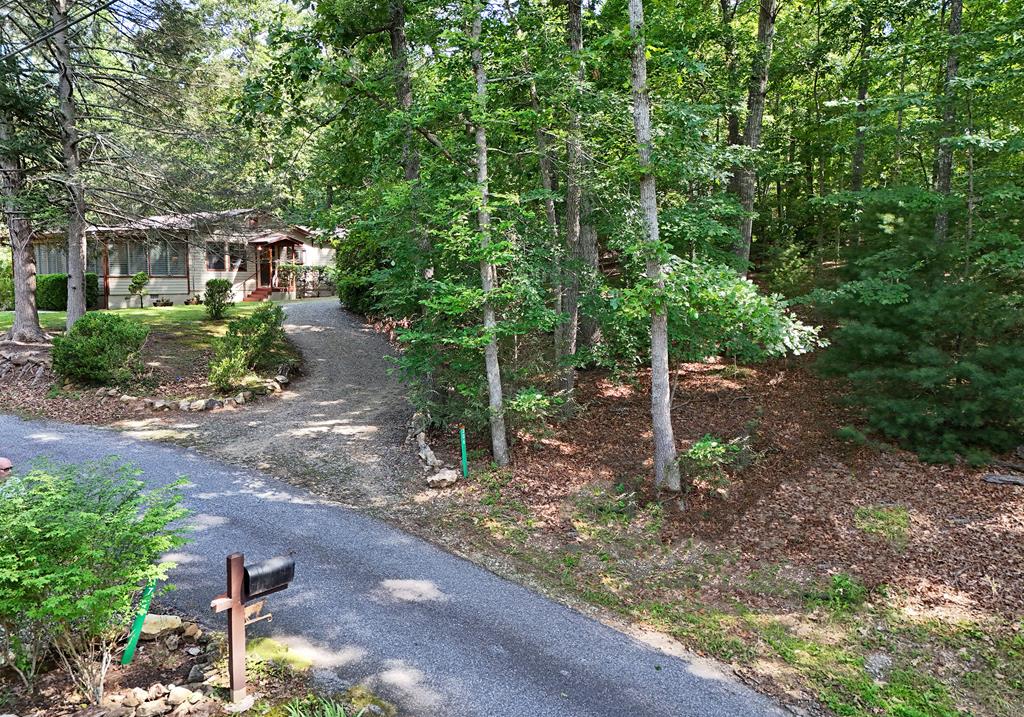 306 Lake View Circle