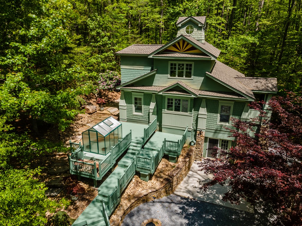 8954 Doublehead Gap Road