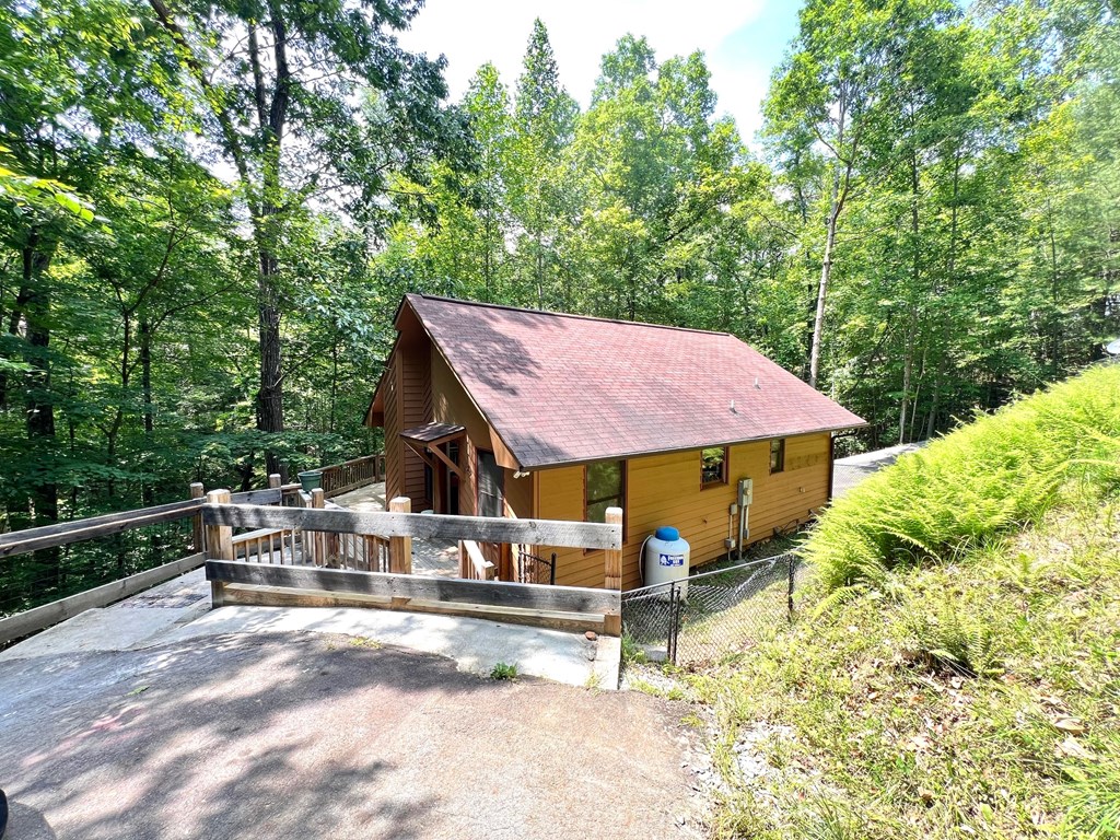 129 Crooked Lane