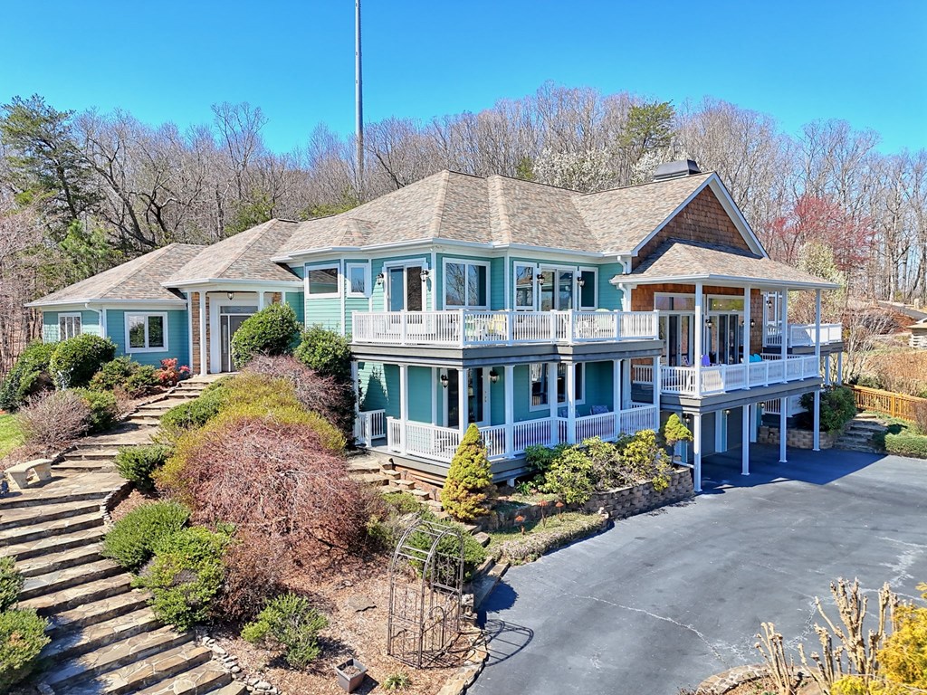 1526 Cedar View Lane