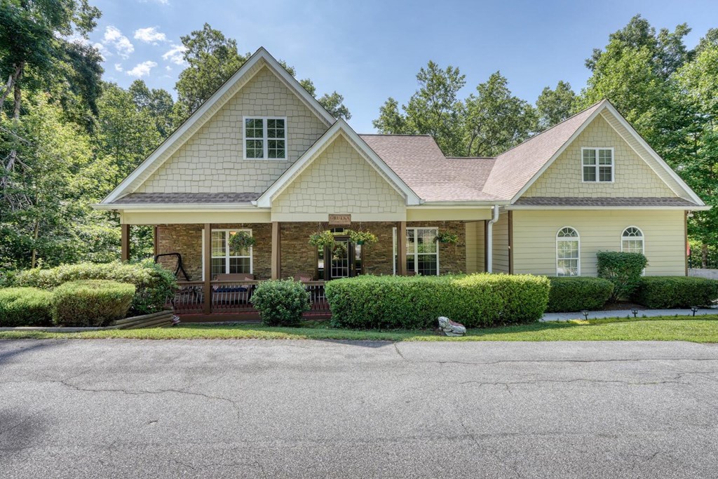 362 Kingwood Drive