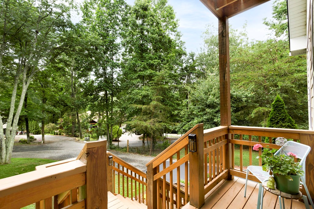 60 Hilltop Drive
