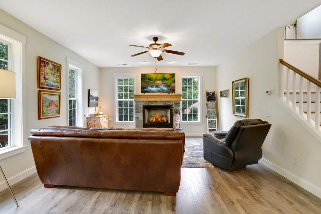 60 Hilltop Drive
