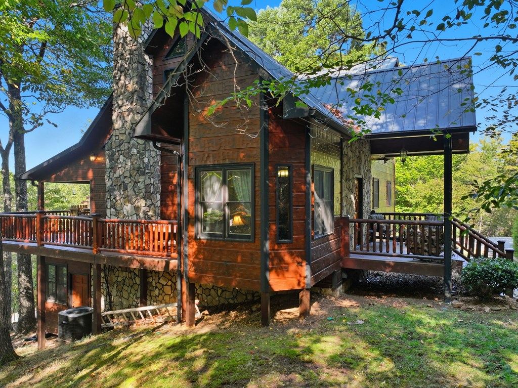 24 Rabbit Ridge Road