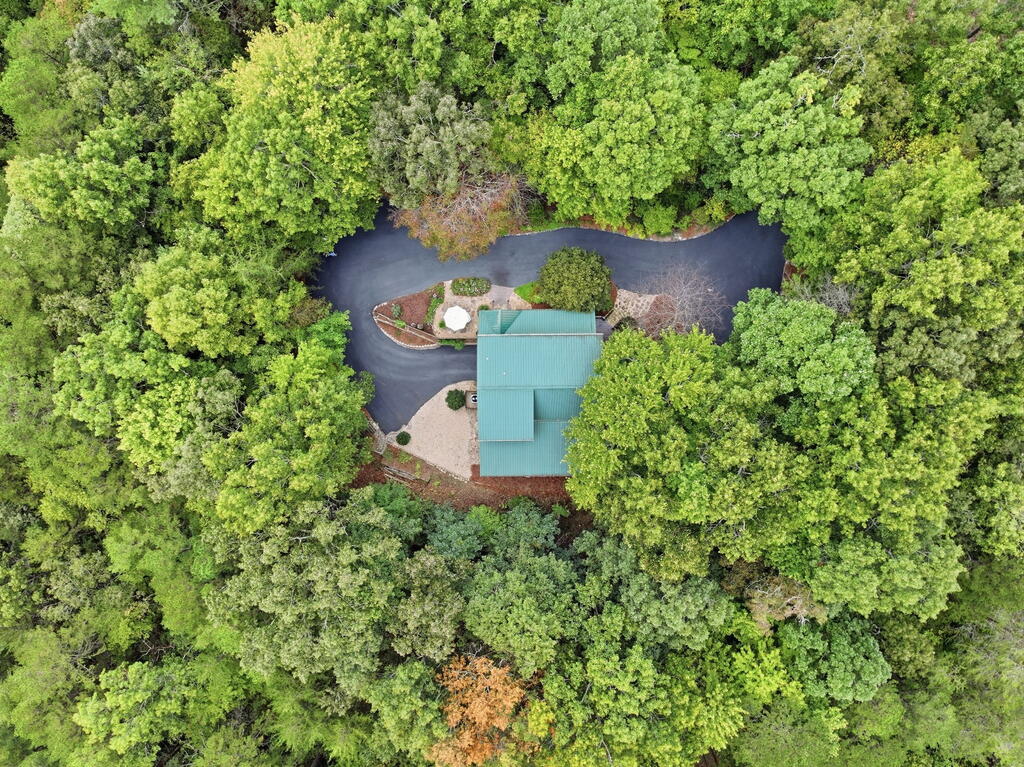 205 Minnehaha Trail