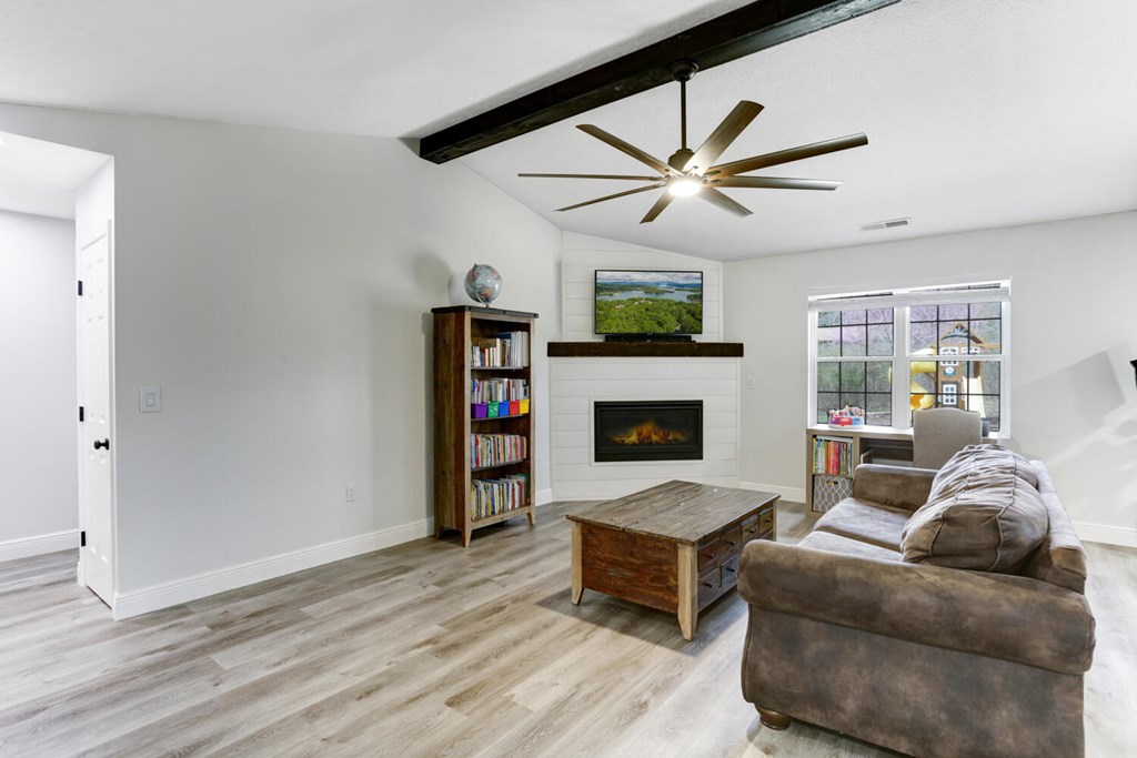 943 Chatuge Lane