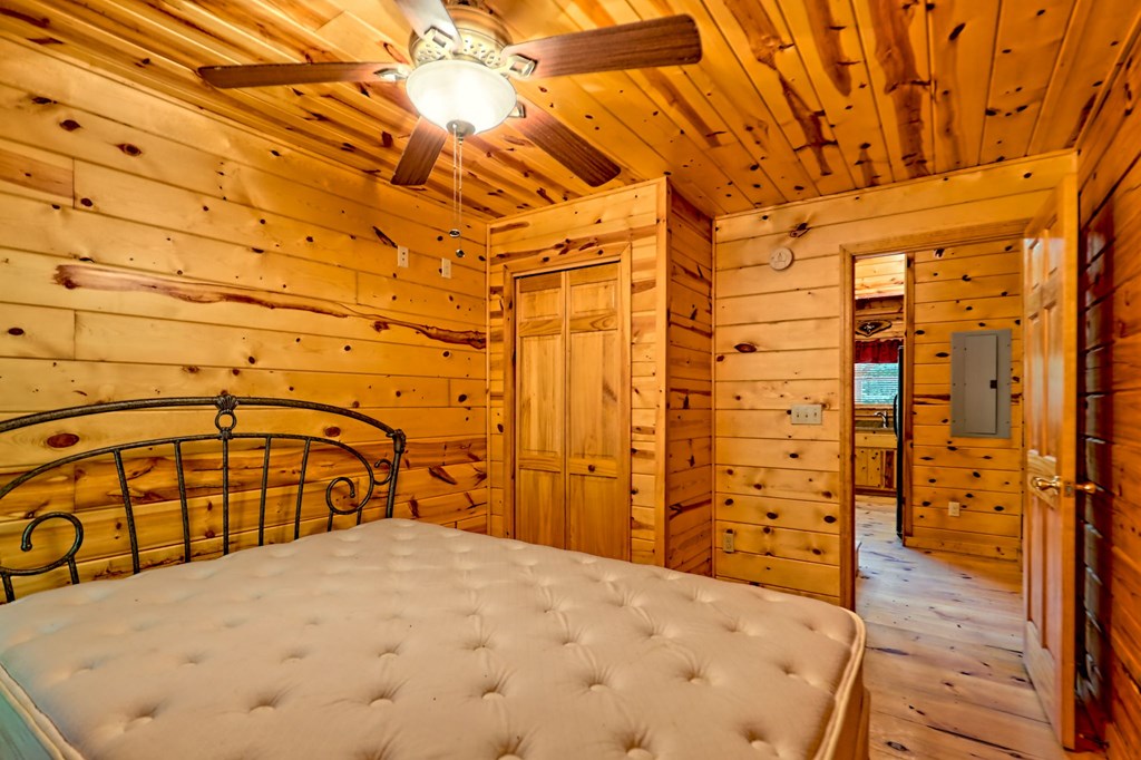 105 Cozy Pine Lane