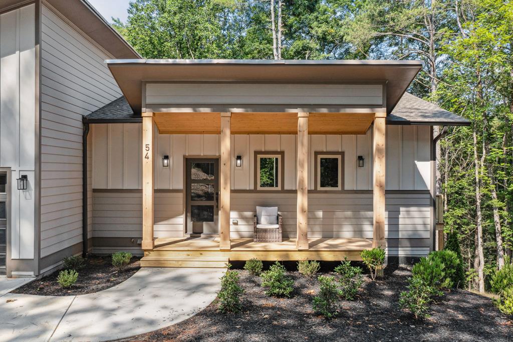 54 Myna Court