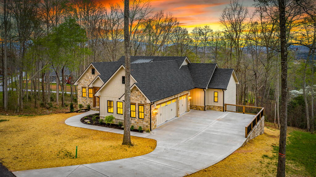 79 Winding Ridge