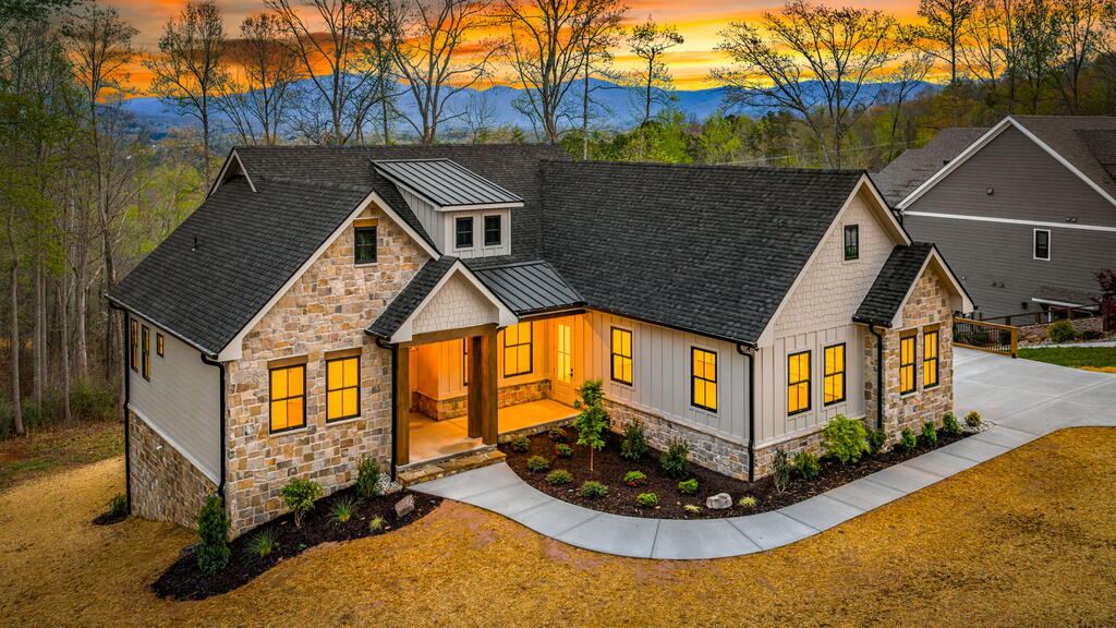 79 Winding Ridge