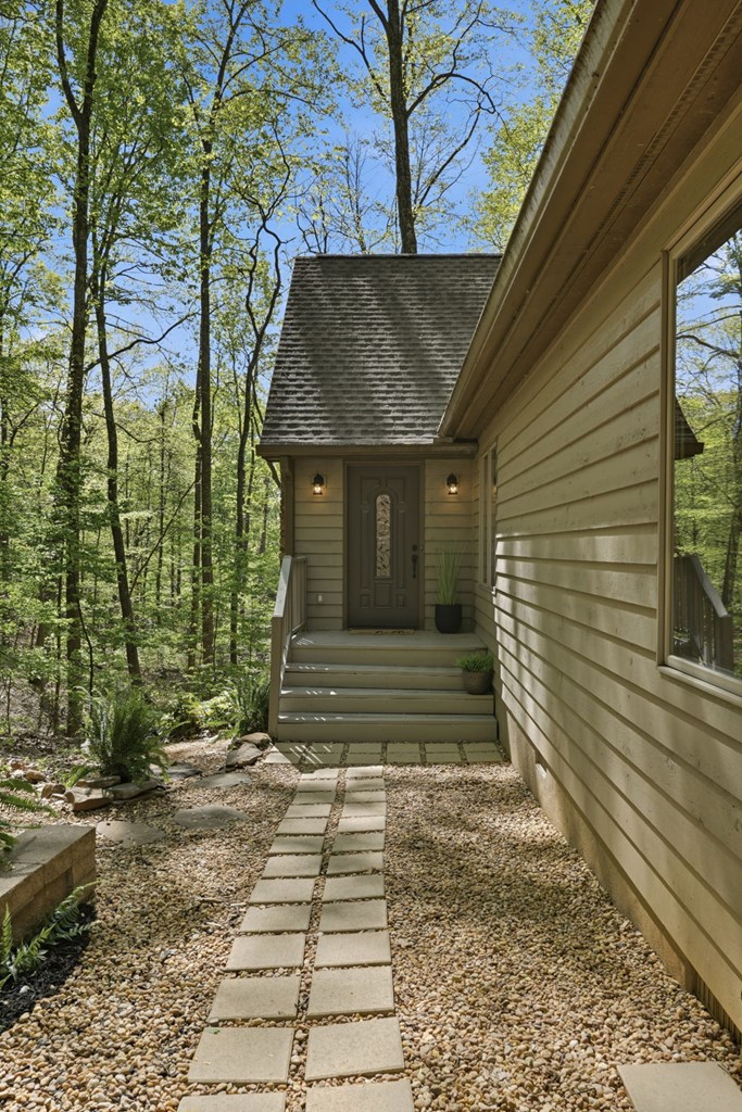 225 Windflower Drive