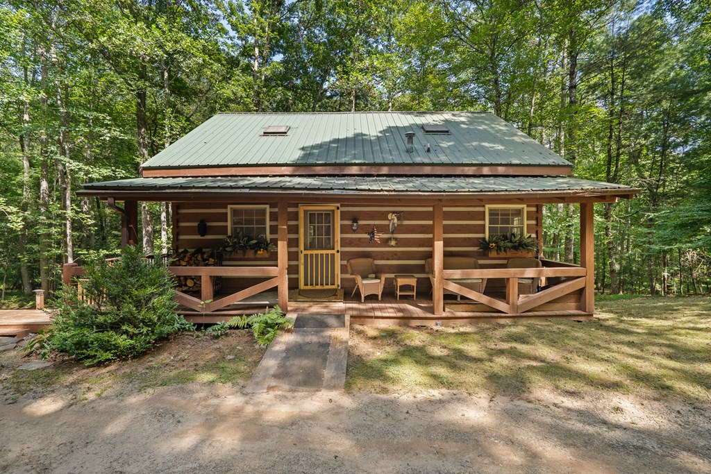 136 Honeysuckle Way