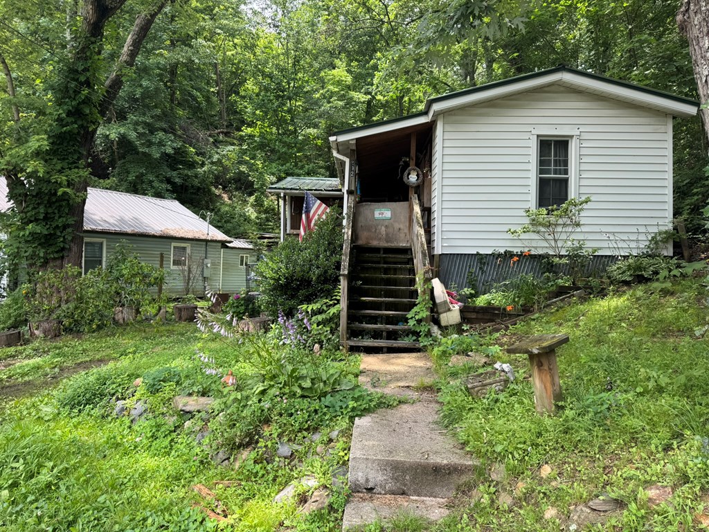292 Fowler Street
