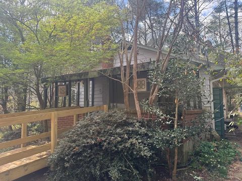 671 Greasy Creek Road Brasstown NC 28902