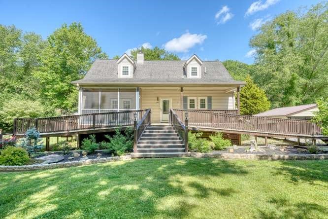398 Smokeford Road