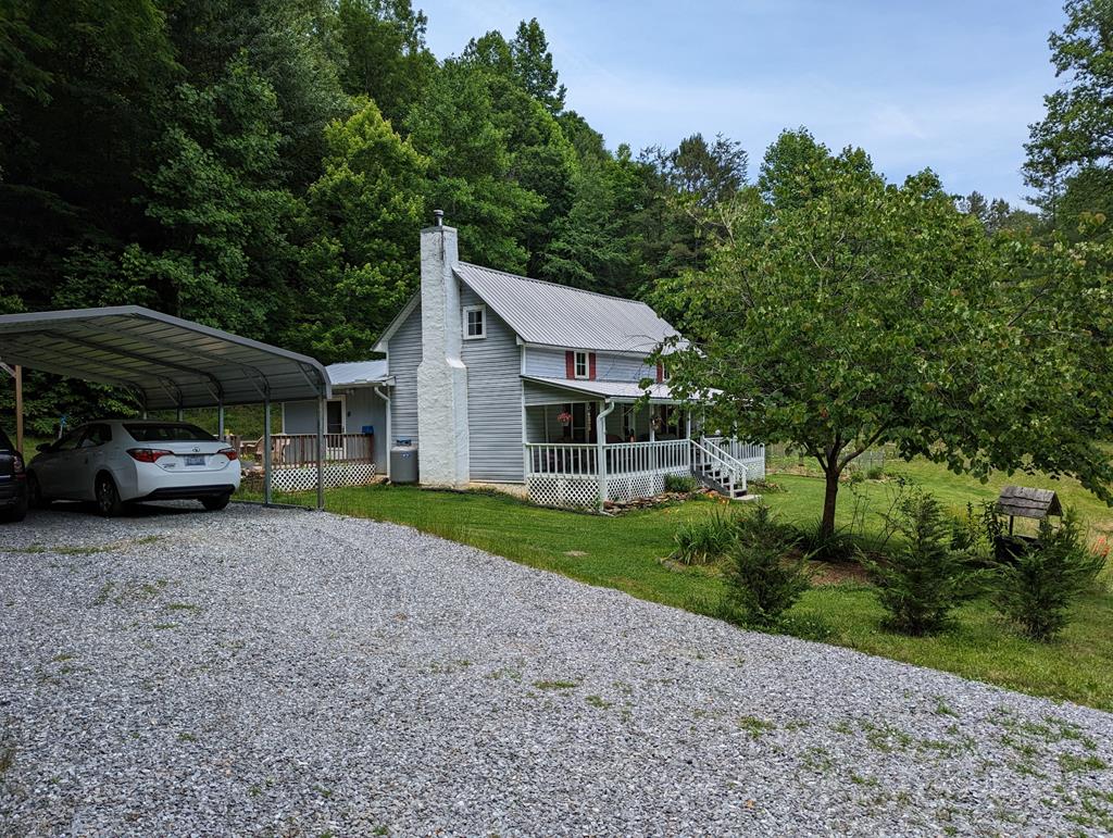 222 Valley Farm Road