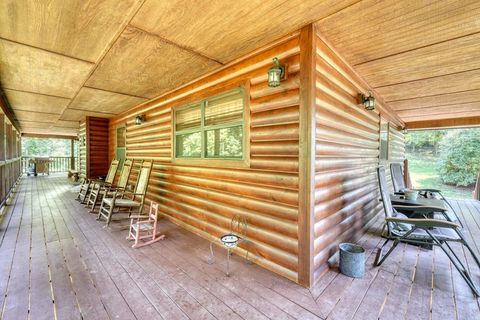 A home in Hayesville