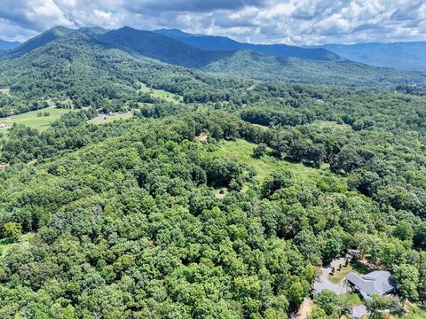 A home in Hayesville