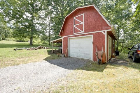 A home in Hayesville