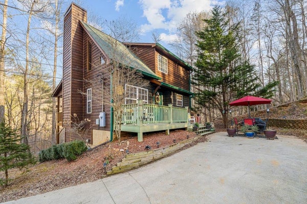 64 POOLSIDE CT, ELLIJAY, GA 30540 - Image 4d2ebfd88196d3e7e2bdc4e56bb4baab/2884106432