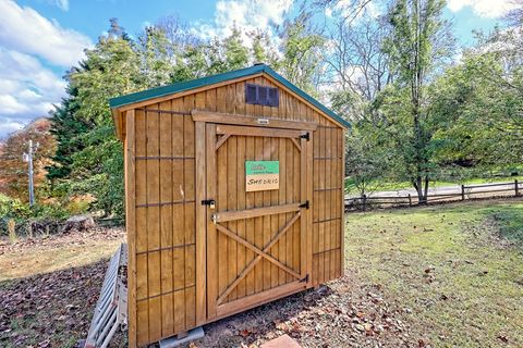 A home in Hayesville